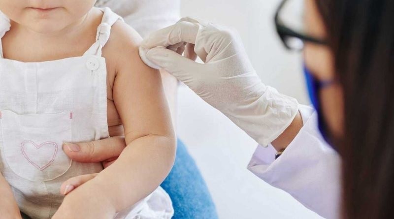 Vacuna antigripal: Niñas y niños de seis meses a dos años deben recibir la dosis anual 