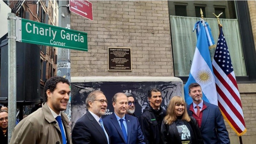 Charly García ya tiene su esquina en Nueva York